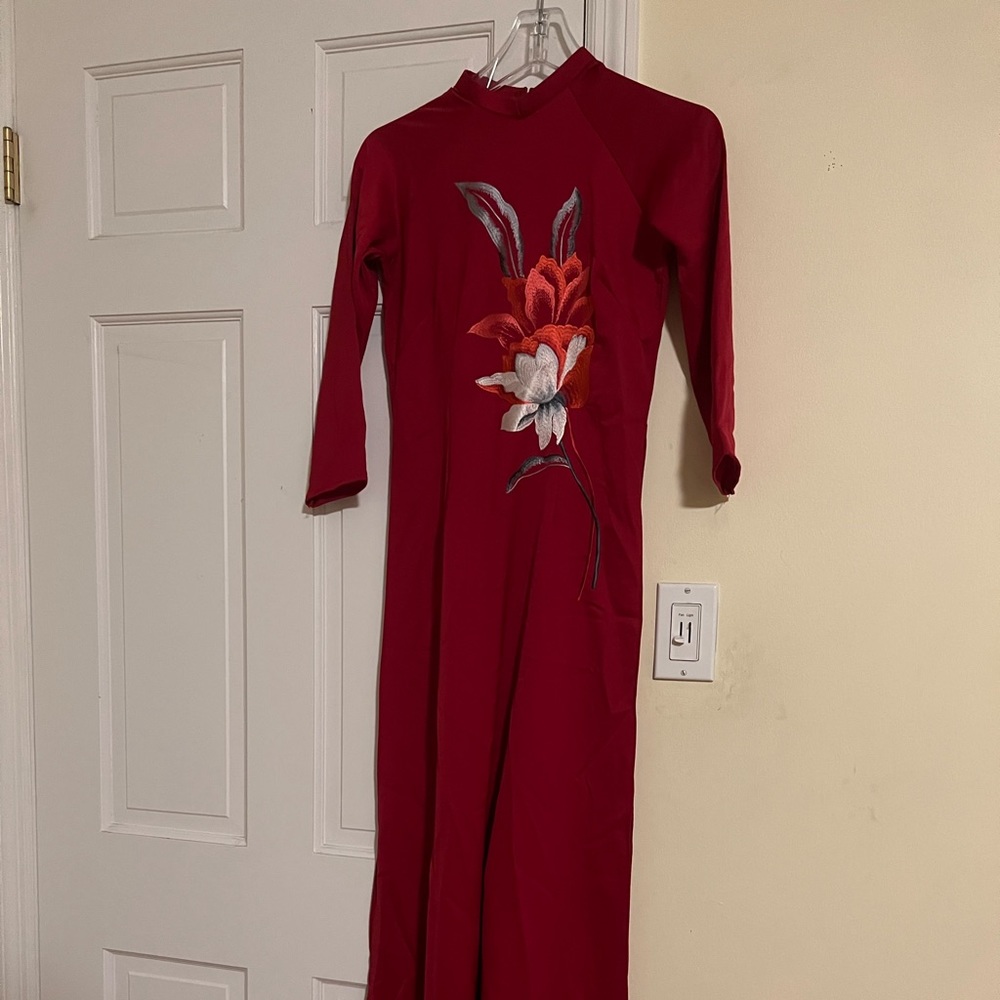 Áo dài - Vietnamese traditional wear